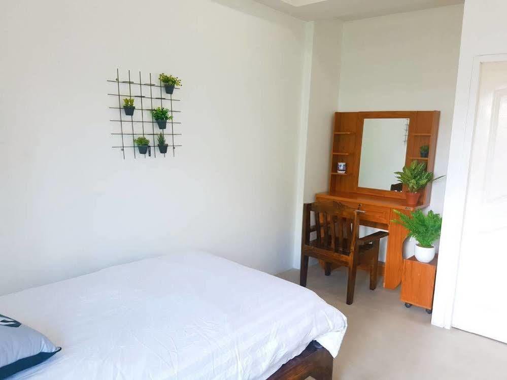 Bakeroom Hostel Чиангмай Экстерьер фото