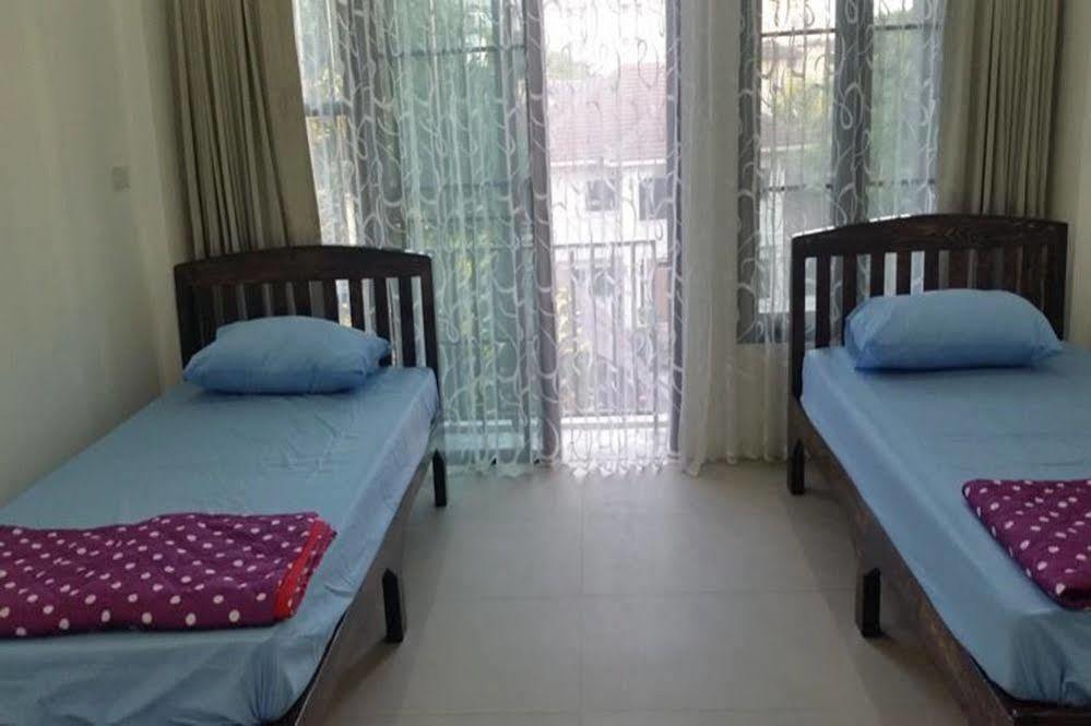 Bakeroom Hostel Чиангмай Экстерьер фото
